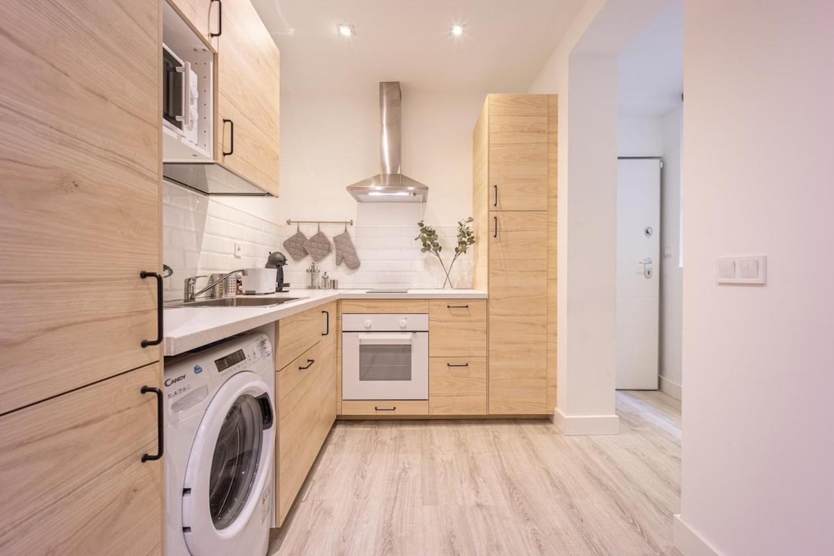Ferienwohnung Encantador Apartamento En Atocha Madrid Exterior foto